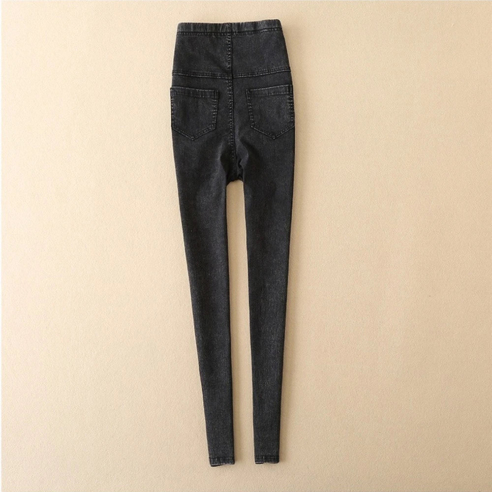 Kiki's Baby Closet Maternity Jeans