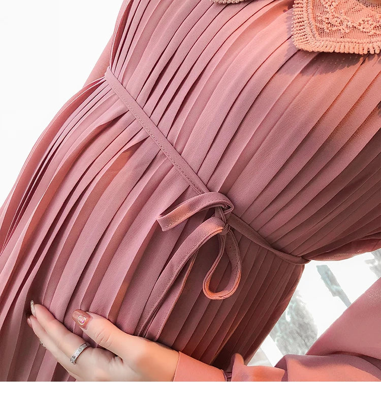 Kiki's Baby Closet Chiffon Long Sleeve Pleated Maternity Dress