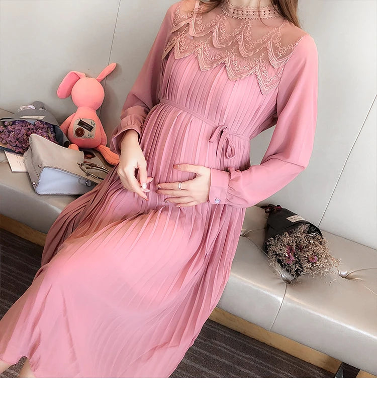 Kiki's Baby Closet Chiffon Long Sleeve Pleated Maternity Dress