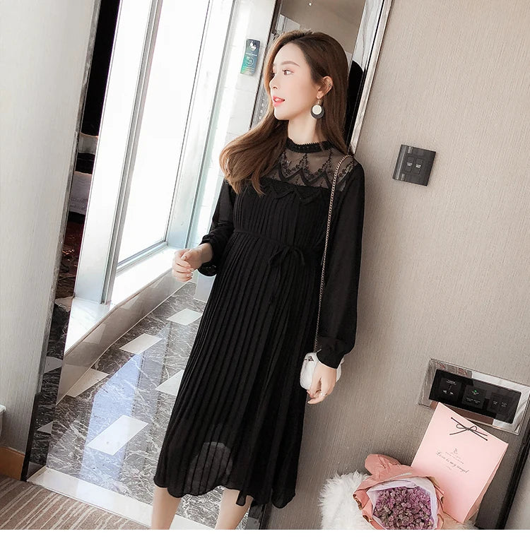 Kiki's Baby Closet Chiffon Long Sleeve Pleated Maternity Dress