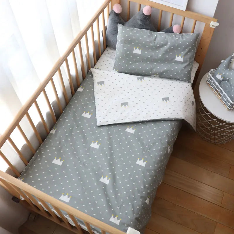 Kiki's Baby Closet 3 Pcs Baby Crib Bedding Set   Boy or Girl Set Include Pillowcase Sheet Duvet Cover