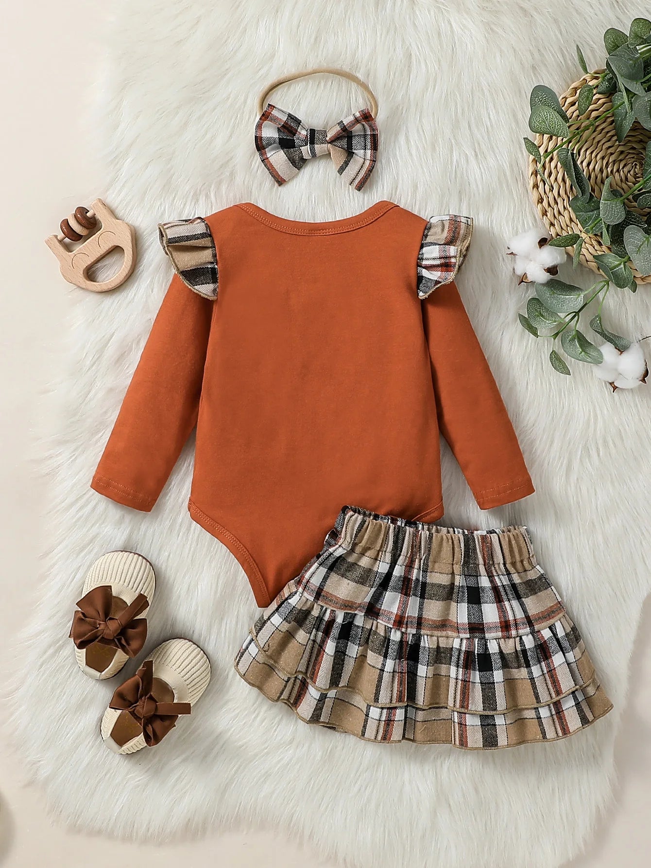 Kiki's Baby Closet Baby Girl 3Pcs Bodysuit plus Plaid skirt and Bow