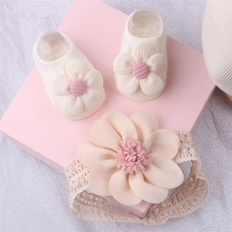 Kiki's Baby Closet 2Pcs Baby Girl Headband and Socks Set