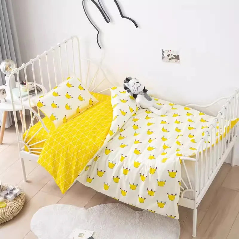 Kiki's Baby Closet 3PCS Crib Cartoon Animal Baby Crib Bedding Set Include Duvet Cover Pillowcase Sheet