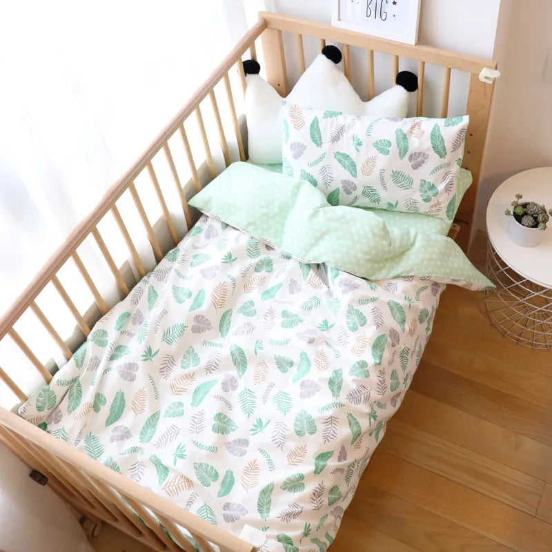 Kiki's Baby Closet 3 Pcs Baby Crib Bedding Set   Boy or Girl Set Include Pillowcase Sheet Duvet Cover