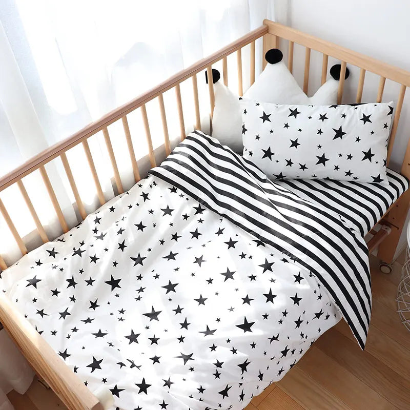 Kiki's Baby Closet 3 Pcs Baby Crib Bedding Set   Boy or Girl Set Include Pillowcase Sheet Duvet Cover