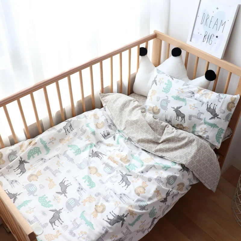 Kiki's Baby Closet 3 Pcs Baby Crib Bedding Set   Boy or Girl Set Include Pillowcase Sheet Duvet Cover